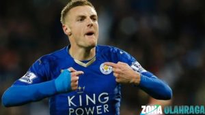 Jamie Vardy Tunjukkan Empati, Bantu Wasit Tiup Peluit!