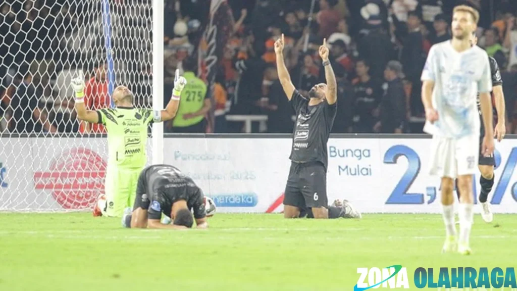Persija Powerful di Usia ke-97, Taklukkan PSIM 2-0!