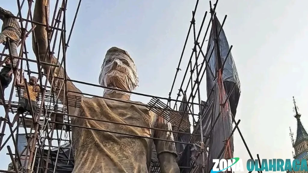 India Bikin 1 Patung Messi Ekspresi Super Mega Bintang