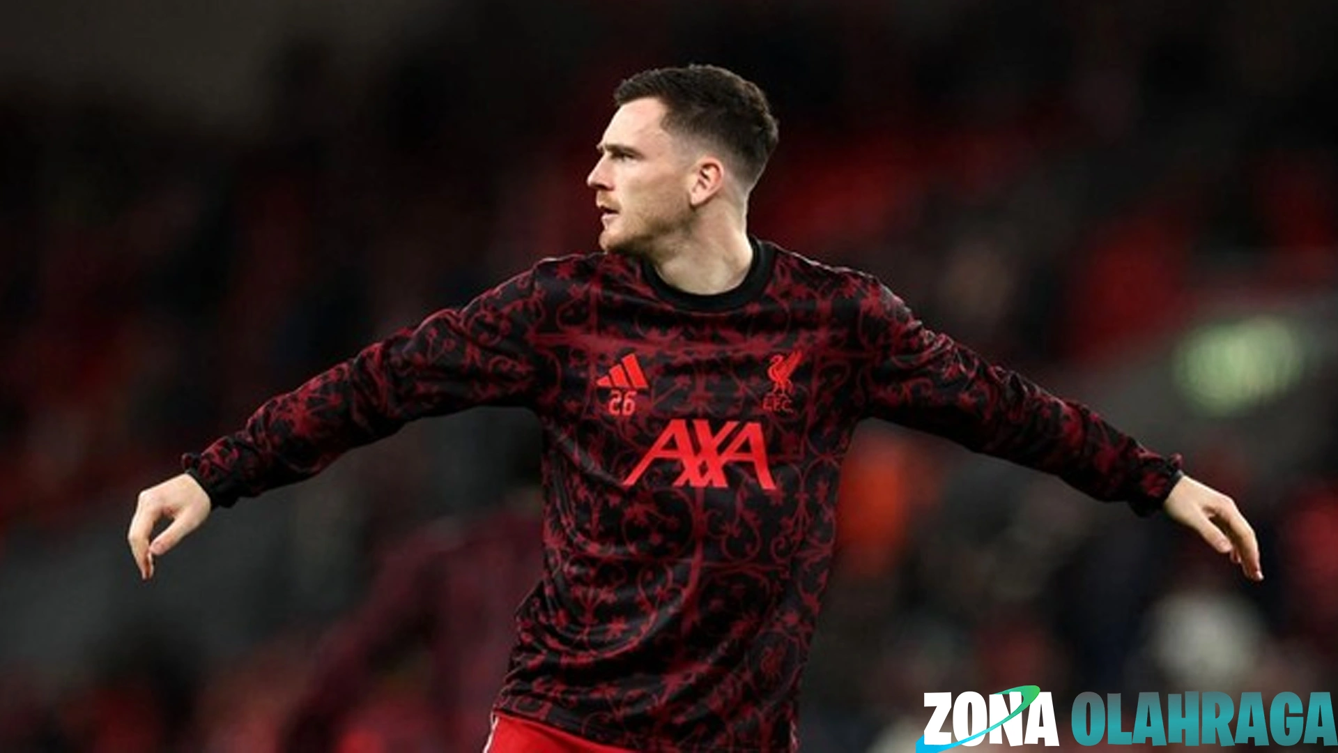 Tottenham Incar Gaet Robertson! 300 Fans Happy