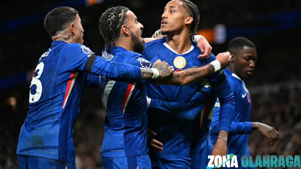 1 Gol Big Kilat Joao Pedro Bawa Chelsea Unggul