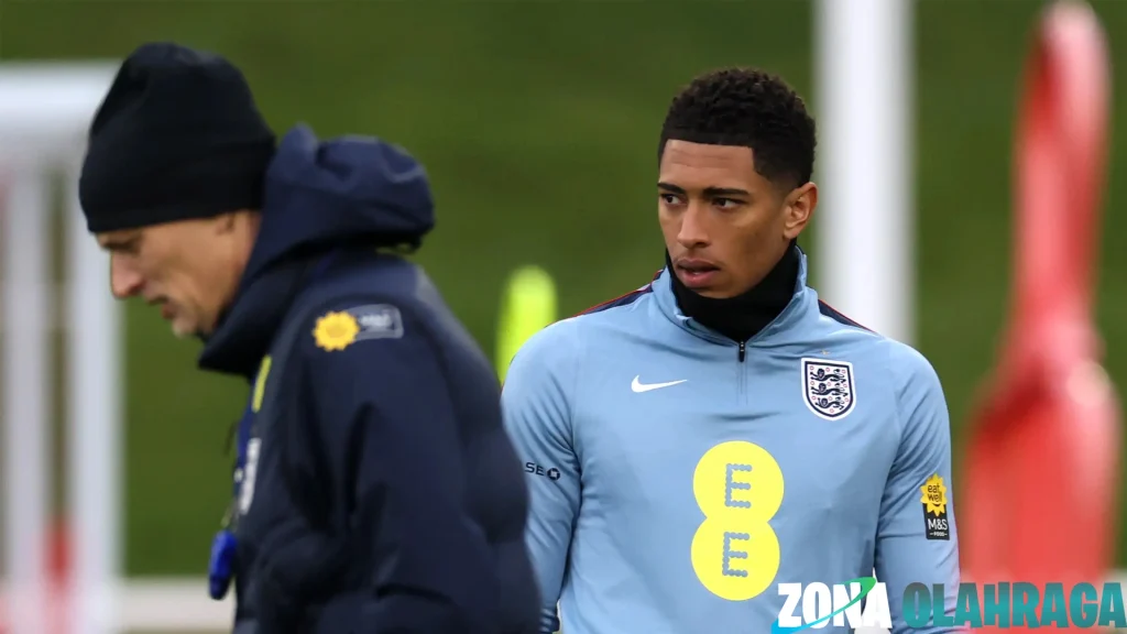 Bellingham Mystery Gagal Total, 11 Perjalanan Inggris